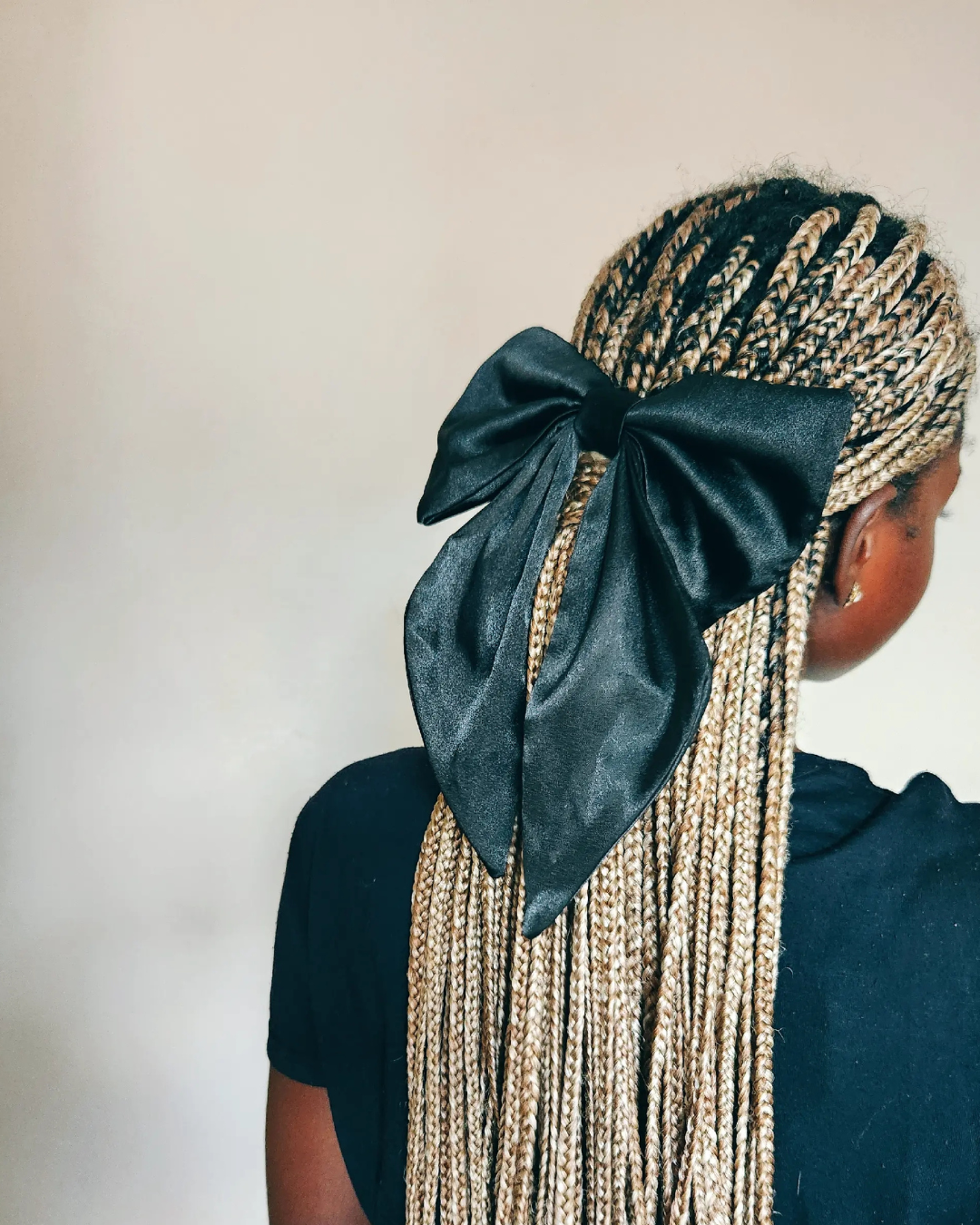 Hair bow (black)